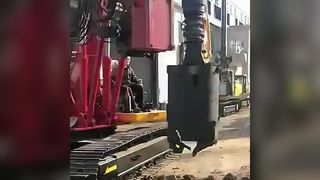 Máy khoan quay Lắp đặt đường ống Máy khoan lỗ khoan Máy khoan gầu quay