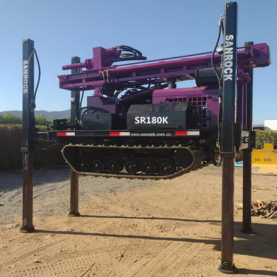 Máy khoan giếng nước với công suất 5200KG và độ sâu khoan 180m