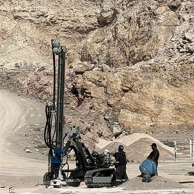 Đầu quay giàn khoan di động công suất 3.7kw Thiết bị khoan lỗ khoan giếng khoan DTH nhỏ