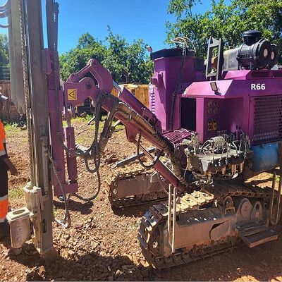 Crawler khoan giàn lớn xoay mô-men xoắn ốc lỗ khoan Thiết bị khoan đá cứng DTH máy khoan