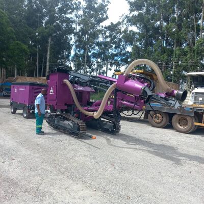 Giàn khoan bề mặt thủy lực DTH, máy khoan búa DTH di động, hiệu quả cao